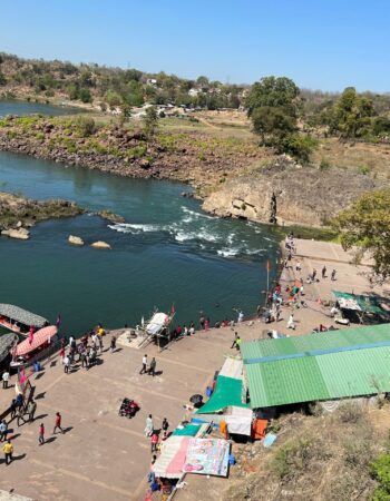 Dhuandhar Falls